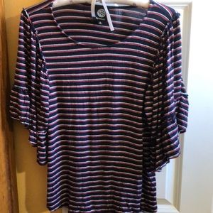 Bobeau red white and blue shirt with fluttery sleeves, size small